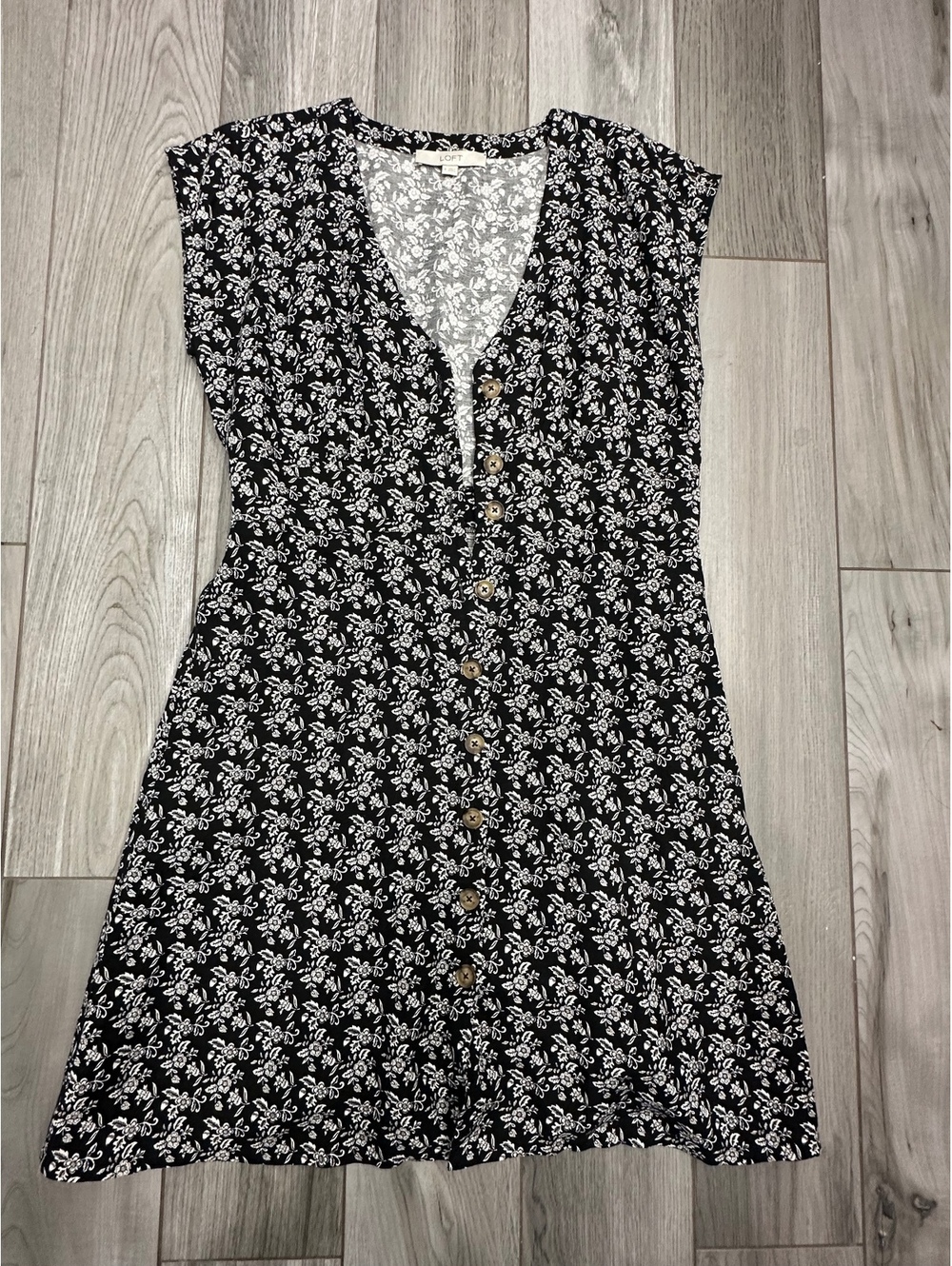 LOFT Women's Floral Button-Front Dress Size 8